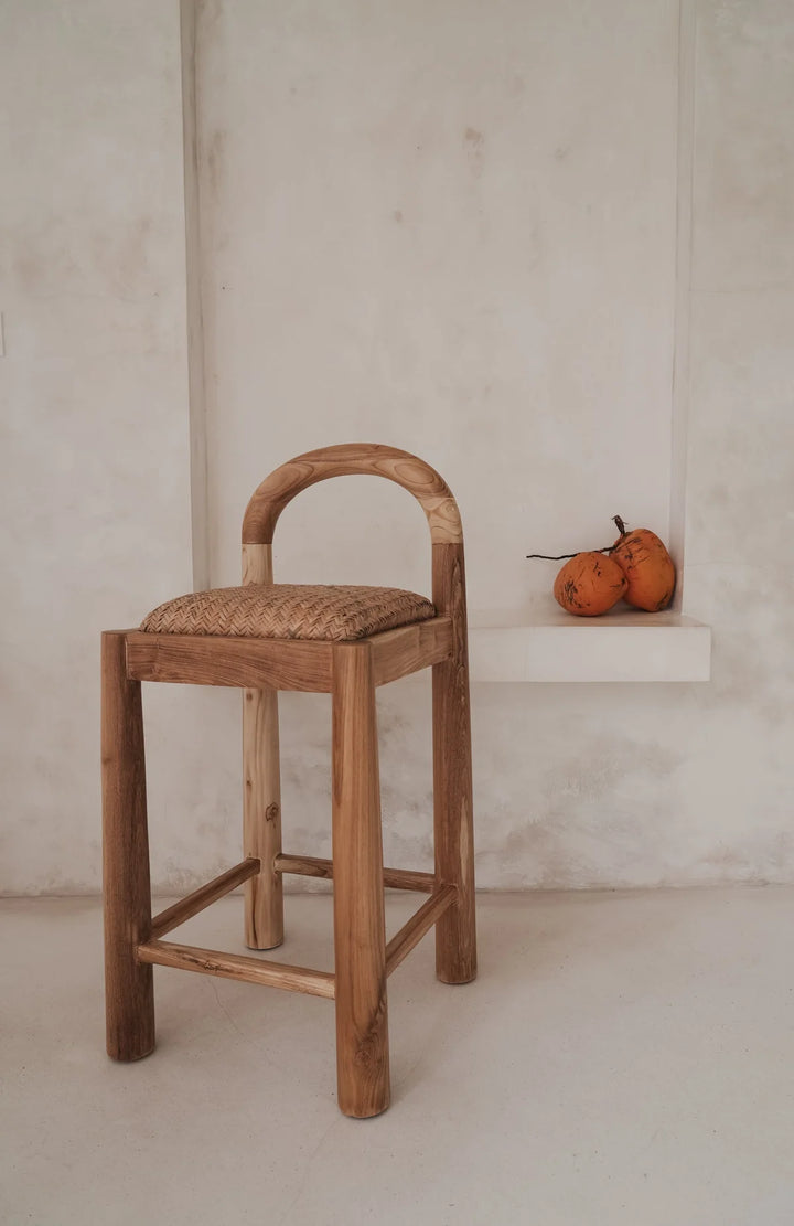 THE DESA BAR STOOL