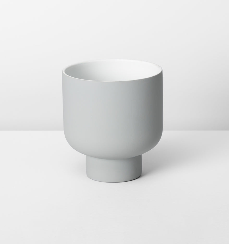 Zanzibar Gem in either Romo or Fergus Grey Planter